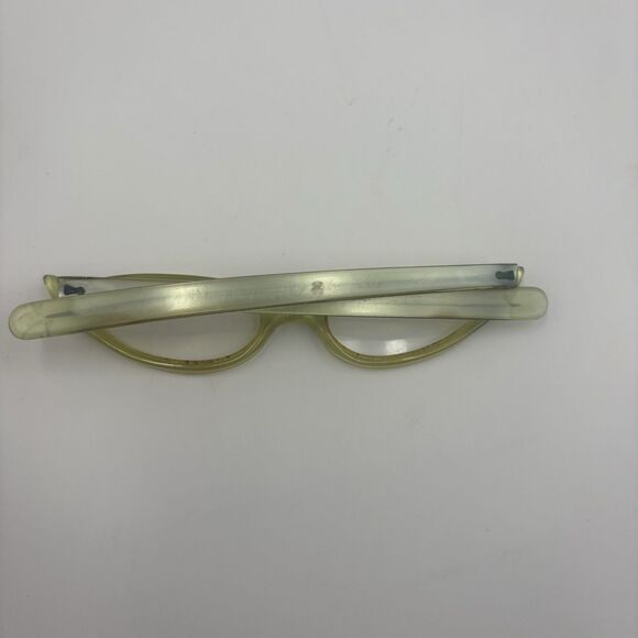 Vintage Plastic Frame Women's Mid Century Cat Eye Eyeglasses USA - Picture 2 of 7